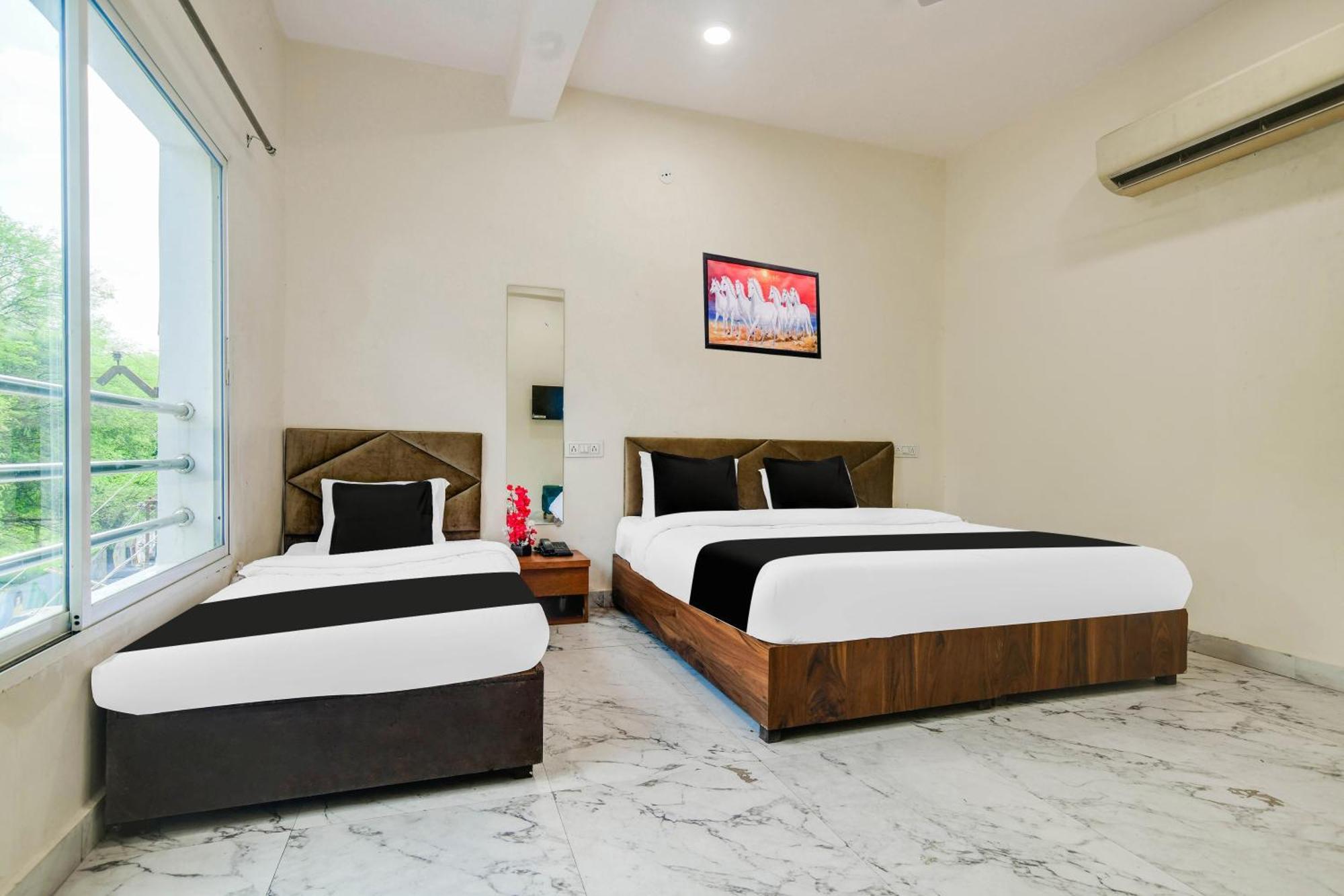 Hotel O Ujjain Near Hari Fatak Экстерьер фото